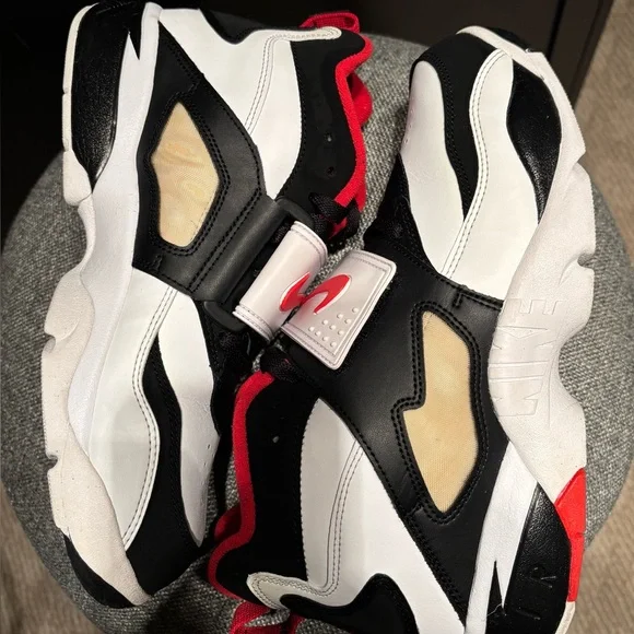 Nike Air Diamond Turf 49ers 2017 Mens 9 Women’s 10.5 Deion Prime Time Sanders - Picture 5 of 9